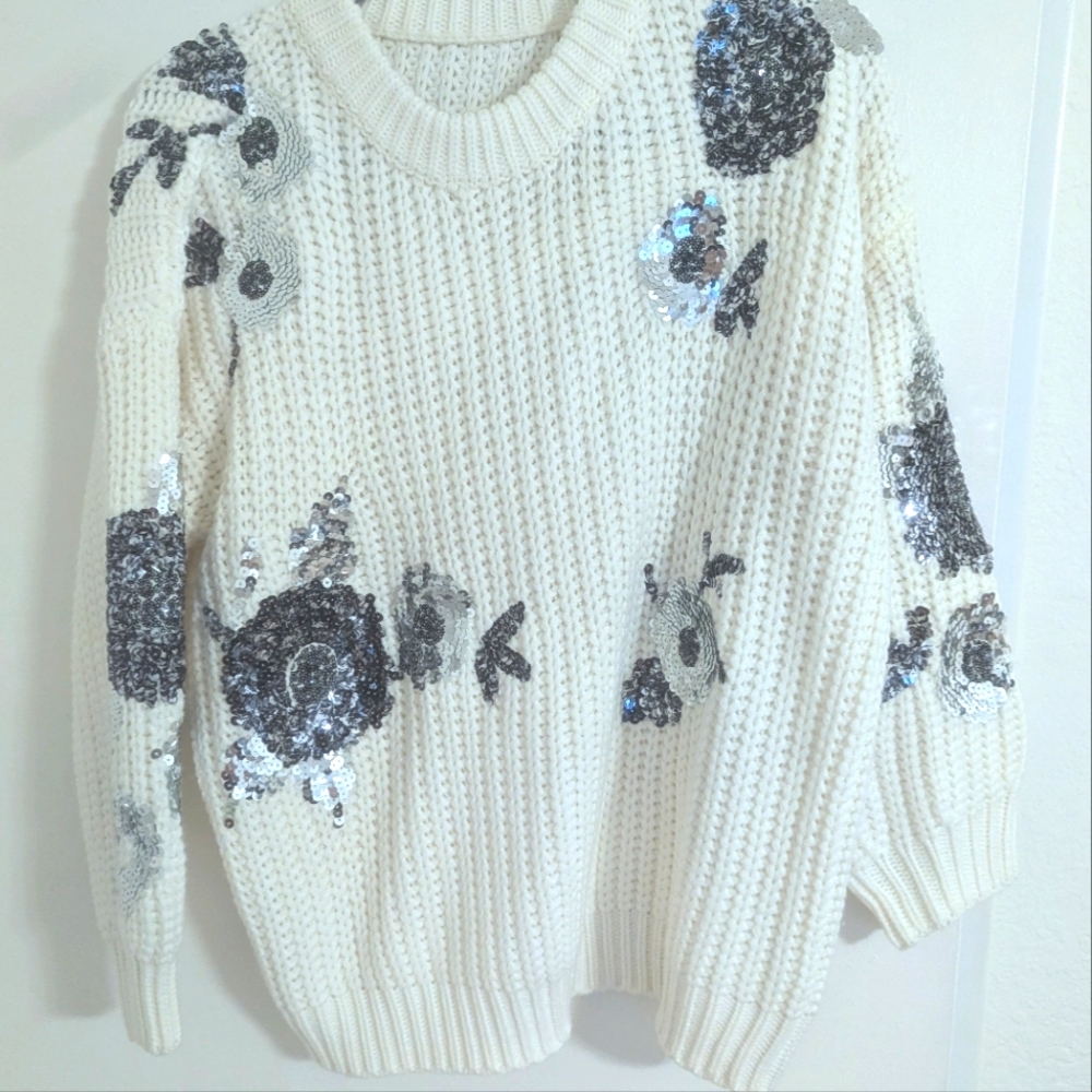Sequin Floral Ribbed Chunky Knit Sweater in Ivory